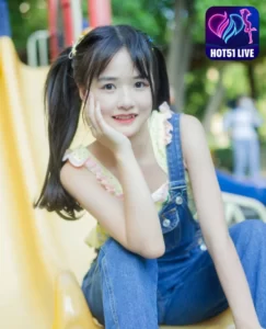 Read more about the article Xiao Yi Mei Mei Cute: Pesona Cantik Bintang China di Hot51live yang Memikat Hati. Beautiful girl with smile