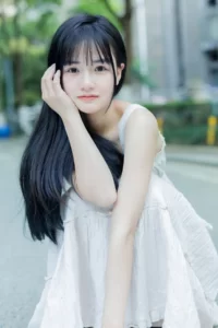 Read more about the article Xiao Yi Mei Mei dan Fenomena Hot51: Eksplorasi Dunia Live Streaming di China Beautiful girl