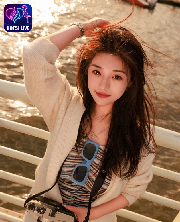 Mengungkap Misteri Aplikasi Live Streaming "Yue Shi Ying Star Chinese Livestream Hot51" The Beautiful Girl Live Show 3 - Hot51 Yue Shi Ying-Hot51