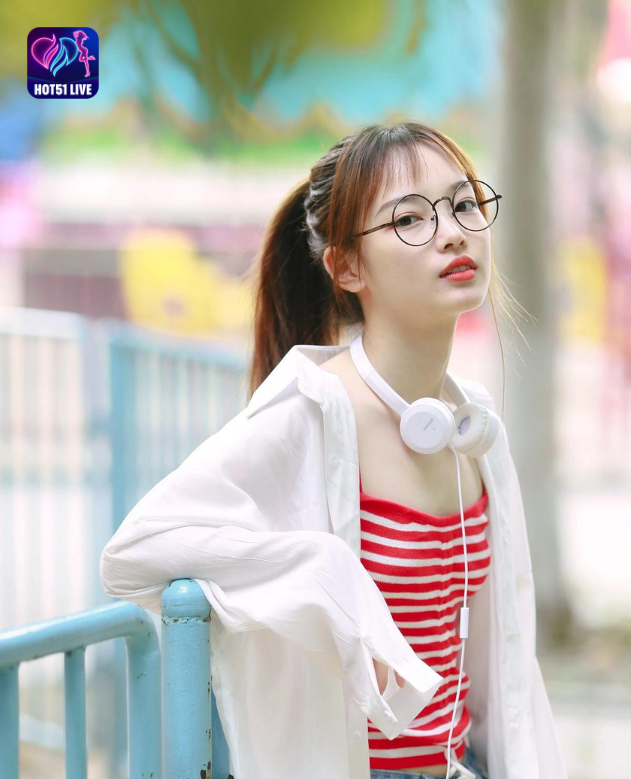 You are currently viewing Yi Ya Beautiful Influencer Populer di Hot51