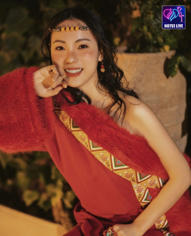 Profil Beautiful Chen Li Influencer Wanita Terkenal di Indonesia Hot51 3 - Hot51 Chen Li-Hot51